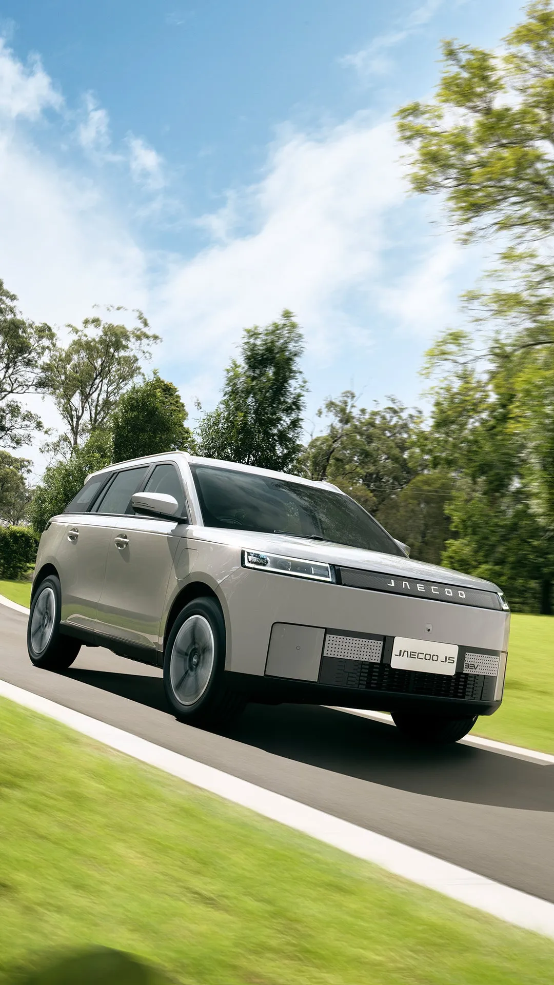 Jaecoo J5 EV Electric SUV — Bangkok Ride